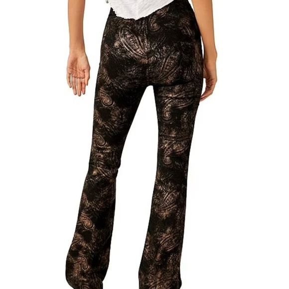 NWT Free People Jayde Printed Metallic Flare Jeans Black Tie 28 - Picture 6 of 10